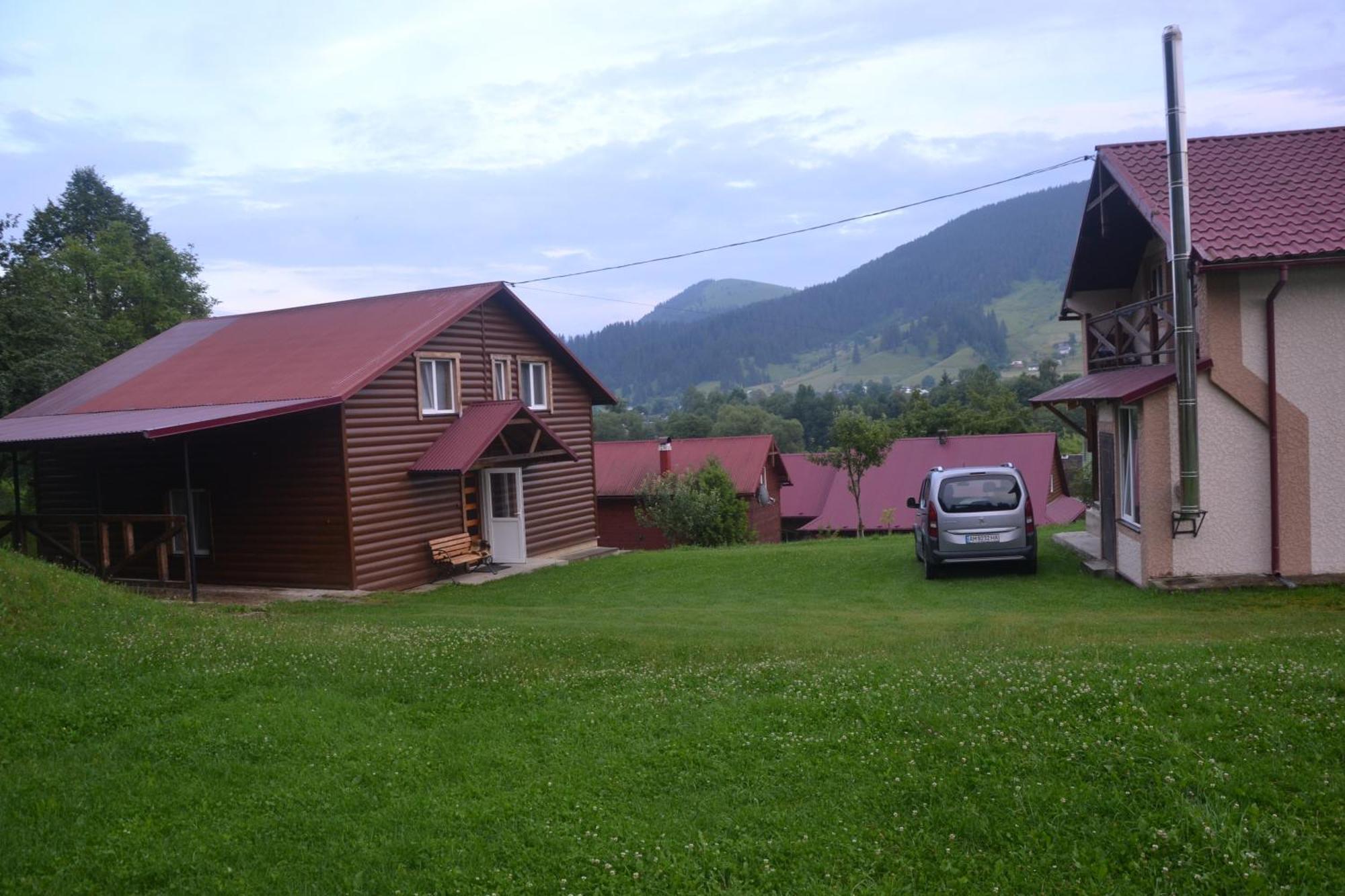 Pid Lisochkom Verkhovyna Extérieur photo
